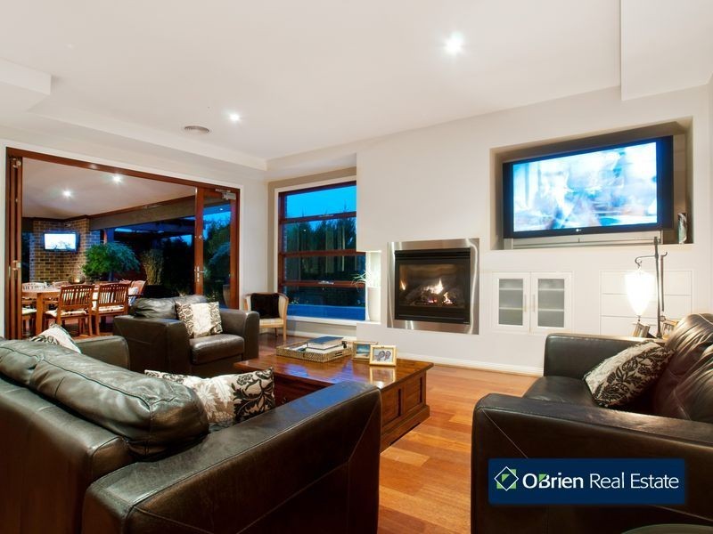 12 Lincoln Avenue, Berwick VIC 3806