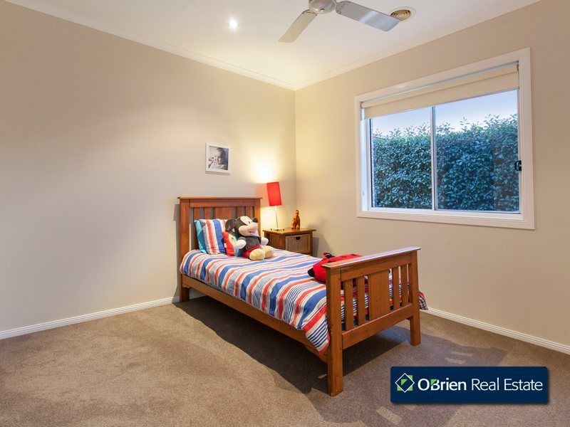 22 Hobart Avenue, Berwick VIC 3806