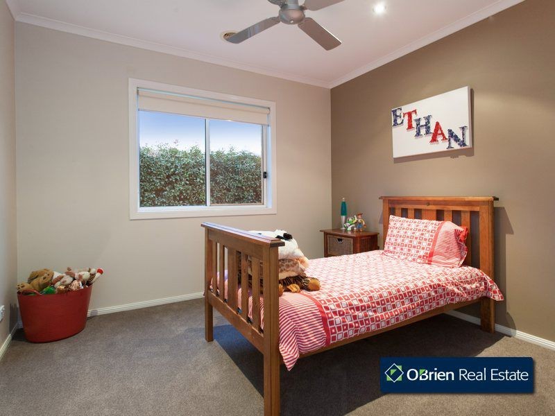 22 Hobart Avenue, Berwick VIC 3806