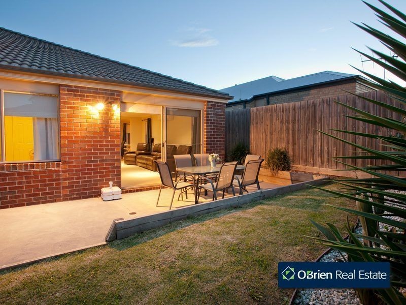 4 Sundial Court, Berwick VIC 3806