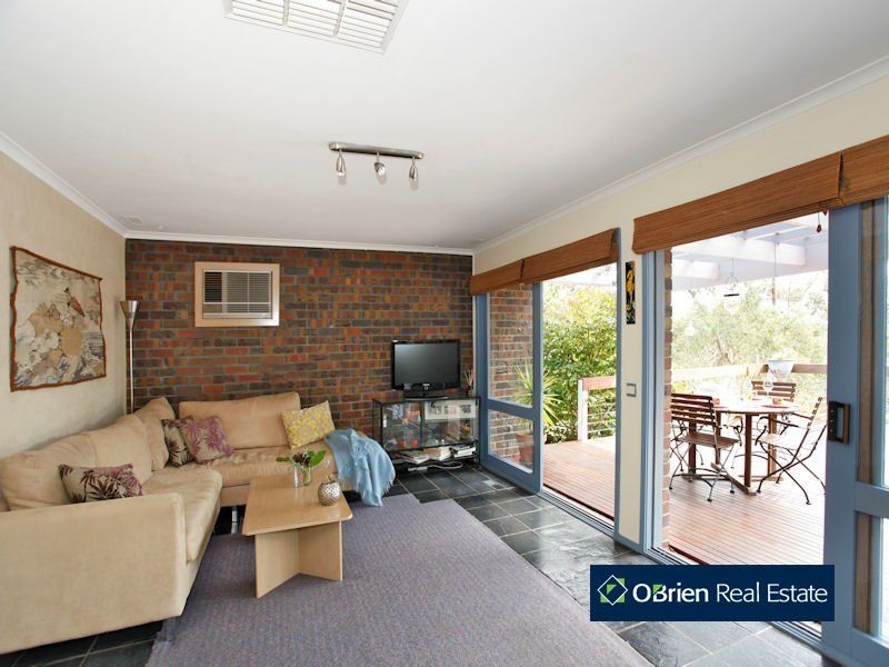 18 Brennan Avenue, Beaconsfield Upper VIC 3808