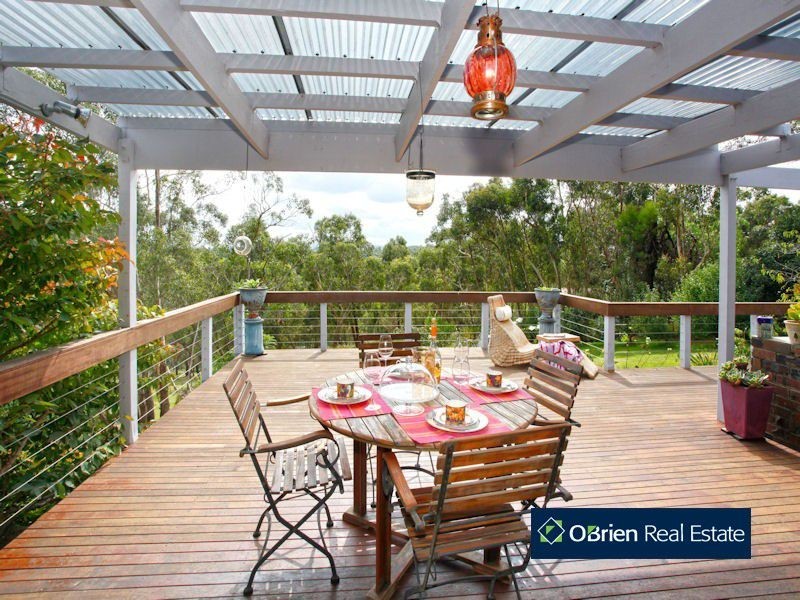 18 Brennan Avenue, Beaconsfield Upper VIC 3808