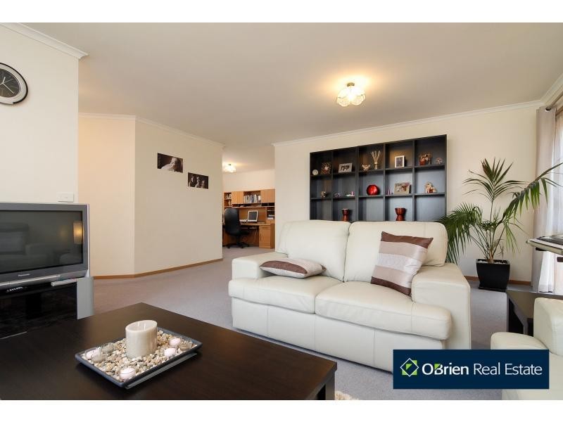 124 Kurrajong Road, Narre Warren VIC 3805