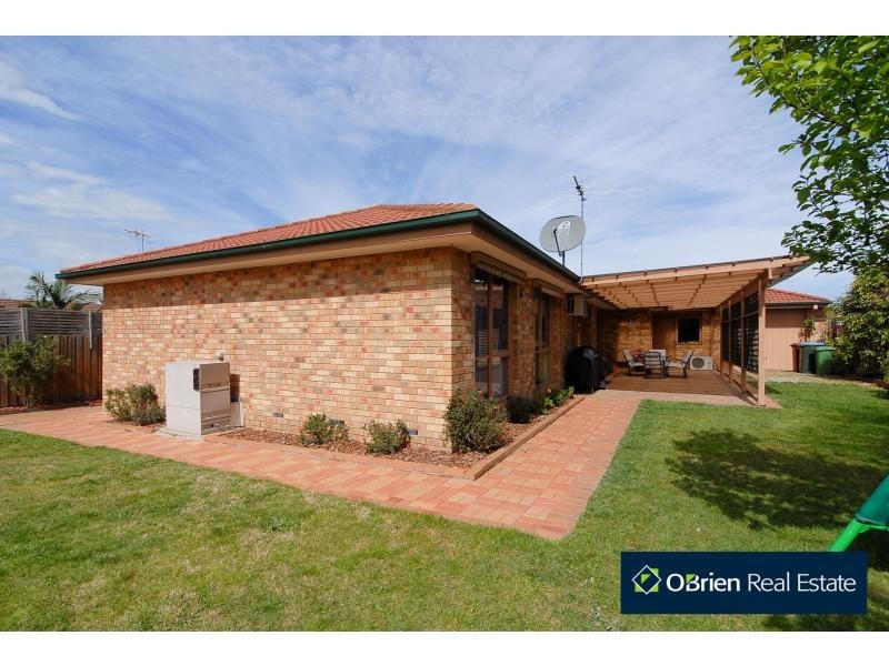 124 Kurrajong Road, Narre Warren VIC 3805