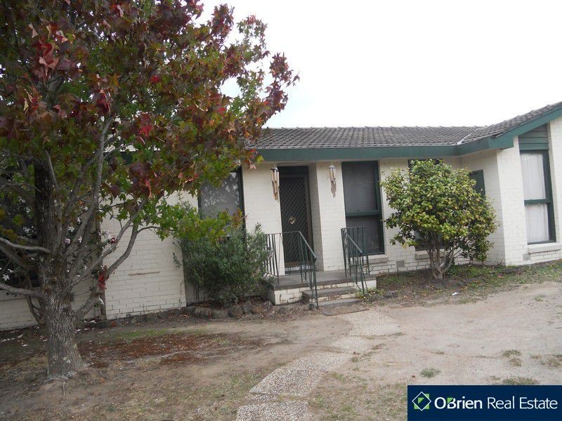 49 Sweeney Drive, Narre Warren VIC 3805