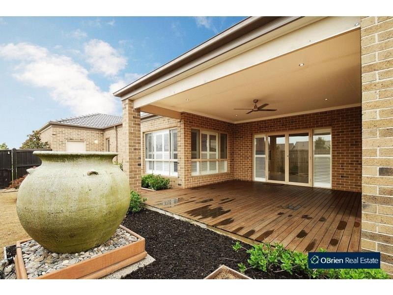 31 Mackellar Street, Pakenham VIC 3810