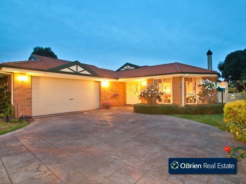 24 Augustus Drive, Berwick VIC 3806