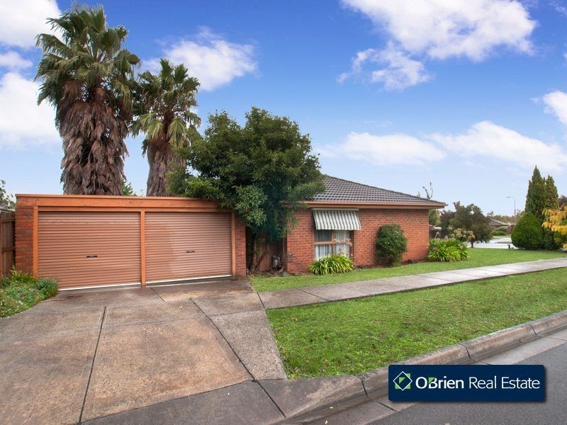 4 Lydia Mary Drive, Berwick VIC 3806