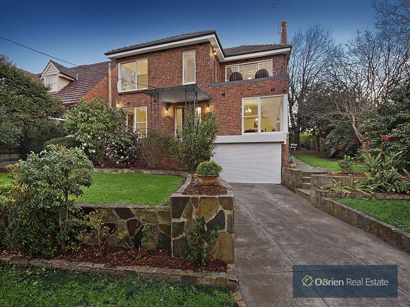 15 Olive Grove, Mentone VIC 3194