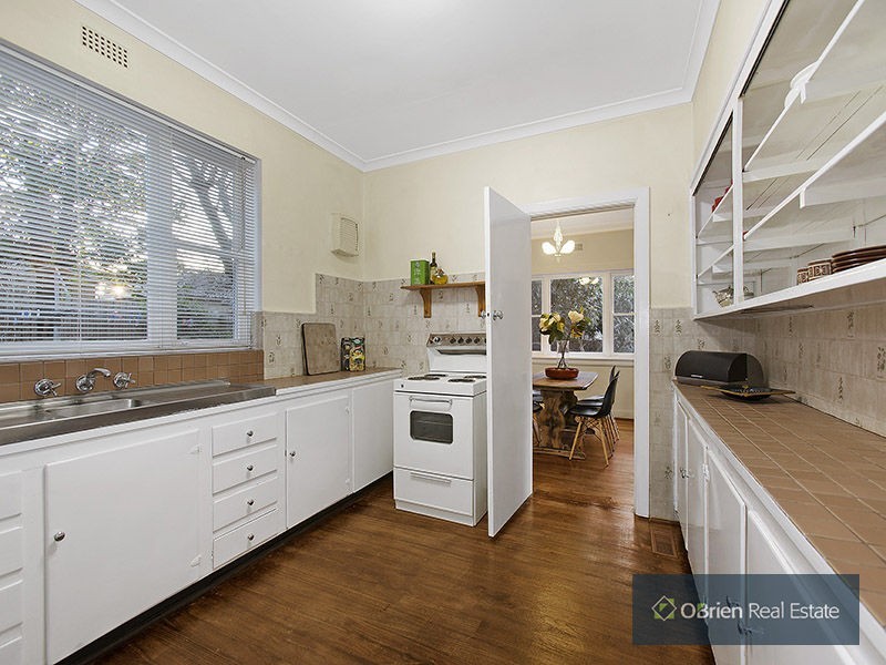 15 Olive Grove, Mentone VIC 3194