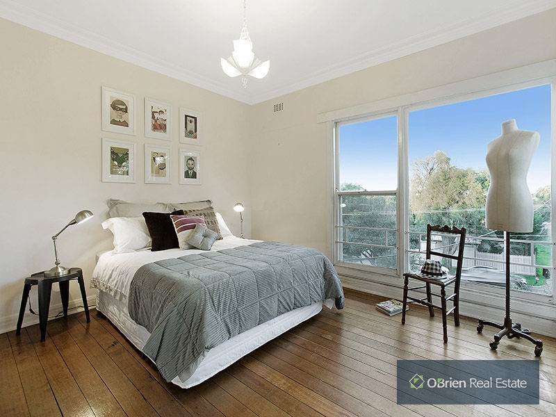 15 Olive Grove, Mentone VIC 3194