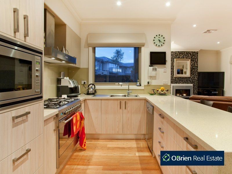 6/25 Canberra Avenue, Berwick VIC 3806