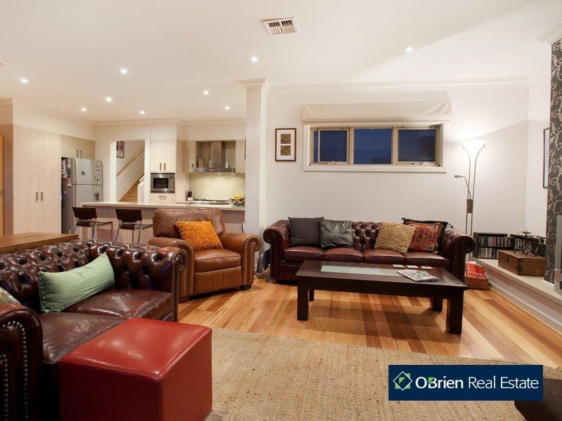 6/25 Canberra Avenue, Berwick VIC 3806