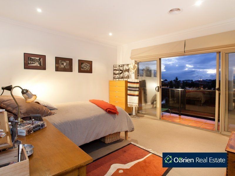 6/25 Canberra Avenue, Berwick VIC 3806