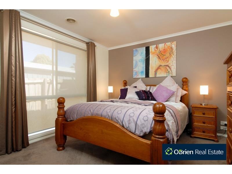 2/96 Sweeney Drive, Narre Warren VIC 3805