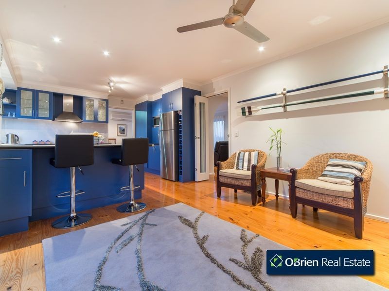 15 Van Der Haar Avenue, Berwick VIC 3806