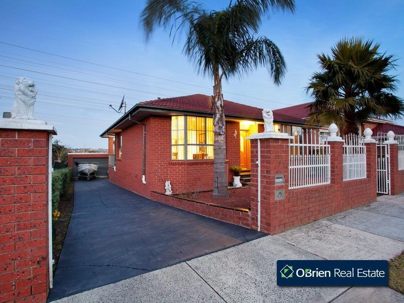 53 George Chudleigh Drive, Hallam VIC 3803