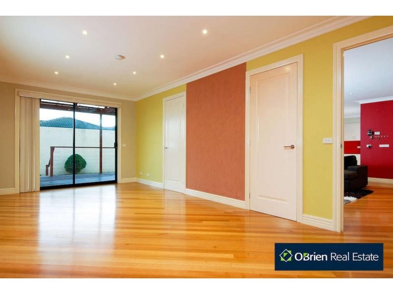 18 Peppertree Avenue, Narre Warren South VIC 3805