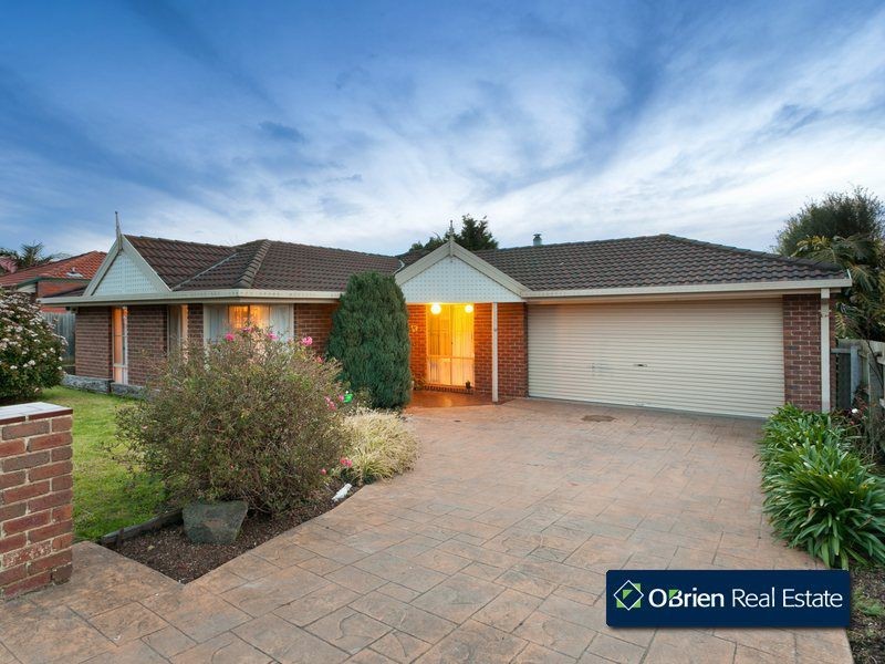 14 Spencer Court, Berwick VIC 3806