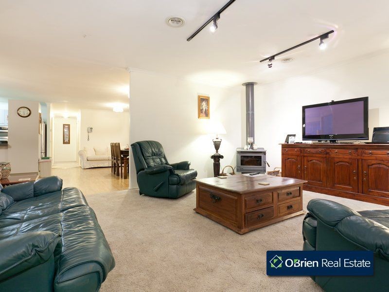14 Spencer Court, Berwick VIC 3806