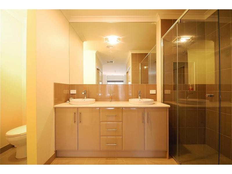 14 Lorne Court, Berwick VIC 3806