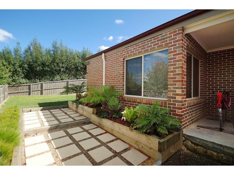 14 Lorne Court, Berwick VIC 3806