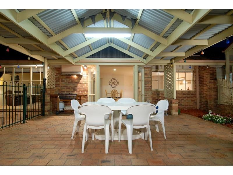 301 Centre Road, Narre Warren South VIC 3805