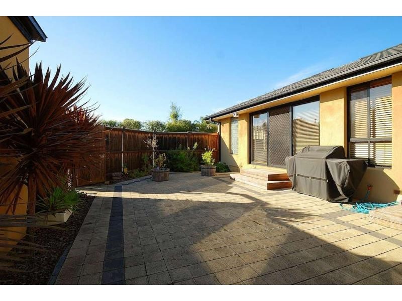 1/6 Western Way, Narre Warren VIC 3805