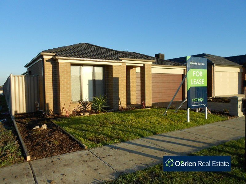49 Villella Drive, Pakenham VIC 3810