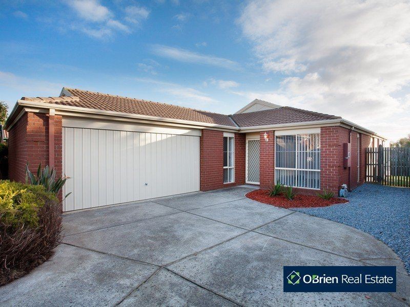 11 Edith Rise, Hampton Park VIC 3976
