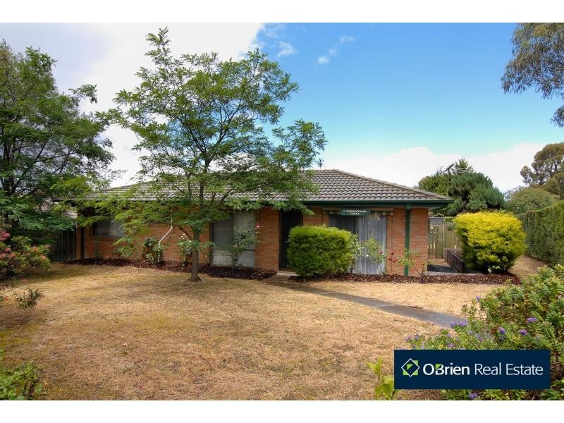 2 Stringybark Court, Berwick VIC 3806