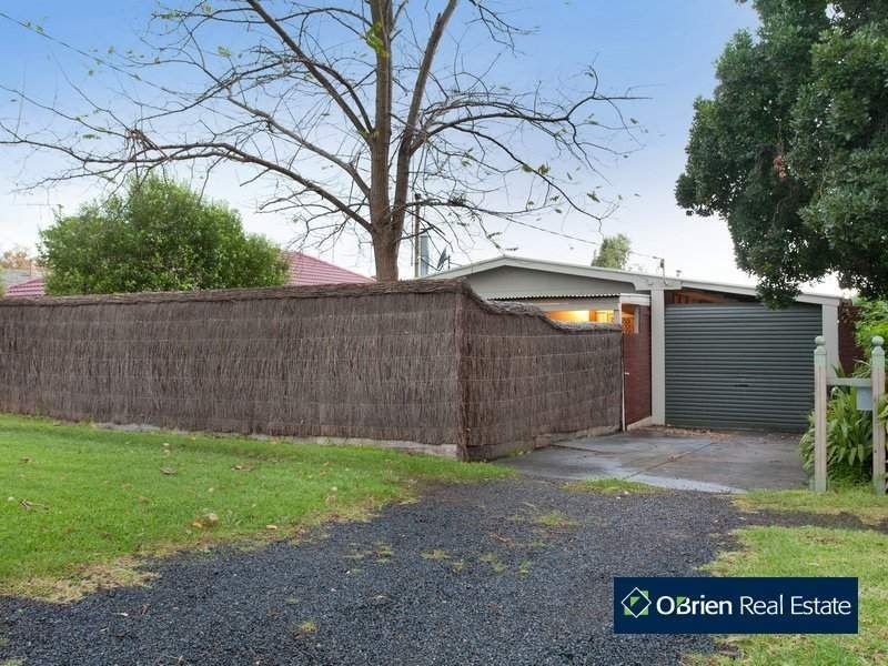 6 Church Street, Berwick VIC 3806