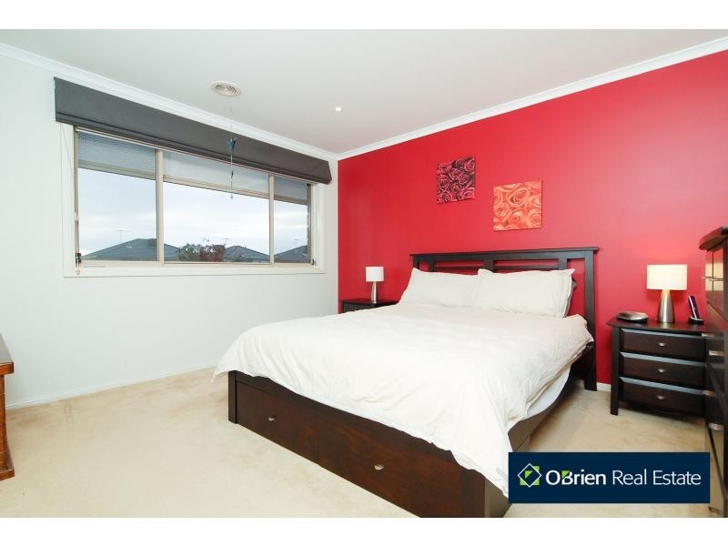 101 Golden Grove Drive, Narre Warren South VIC 3805