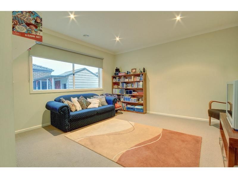 3 Willowdale Drive, Cranbourne North VIC 3977