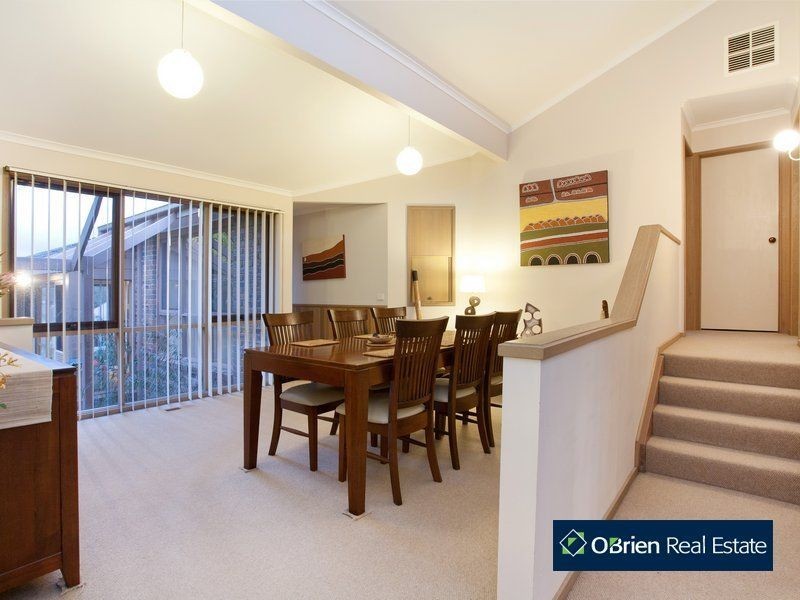 69 Edrington Park Drive, Berwick VIC 3806