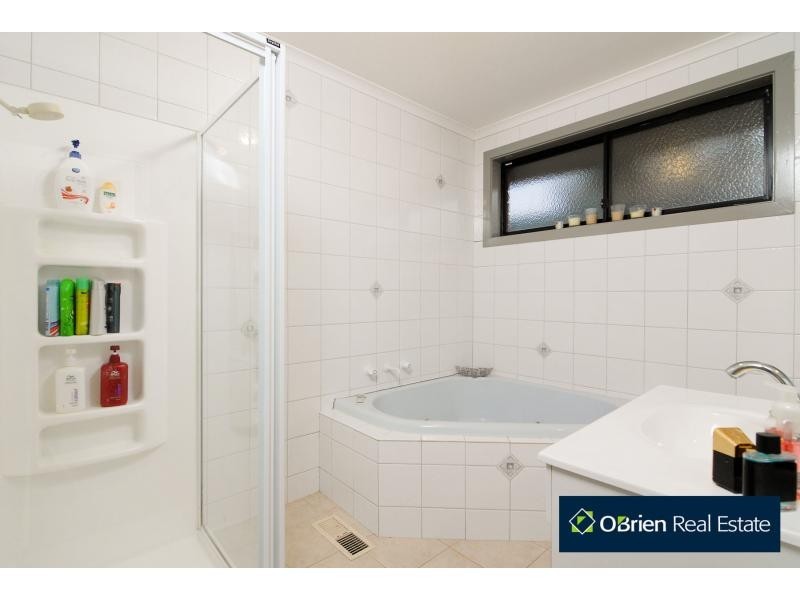 26 Kurrajong Road, Narre Warren VIC 3805