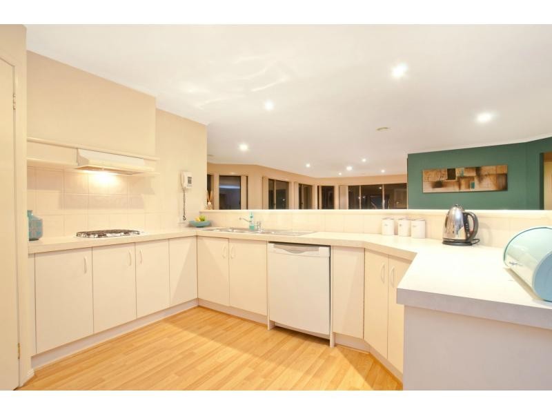 4 Alston Court, Narre Warren South VIC 3805