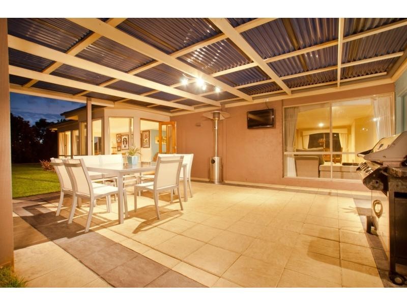 4 Alston Court, Narre Warren South VIC 3805