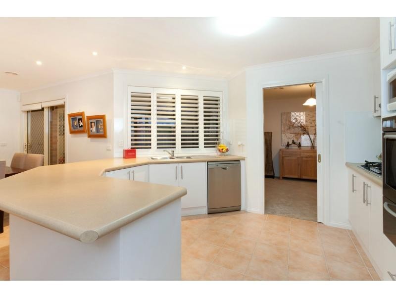 12 Eastbourne Way, Narre Warren South VIC 3805