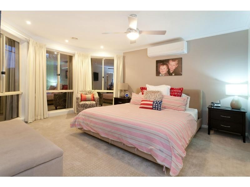 12 Eastbourne Way, Narre Warren South VIC 3805