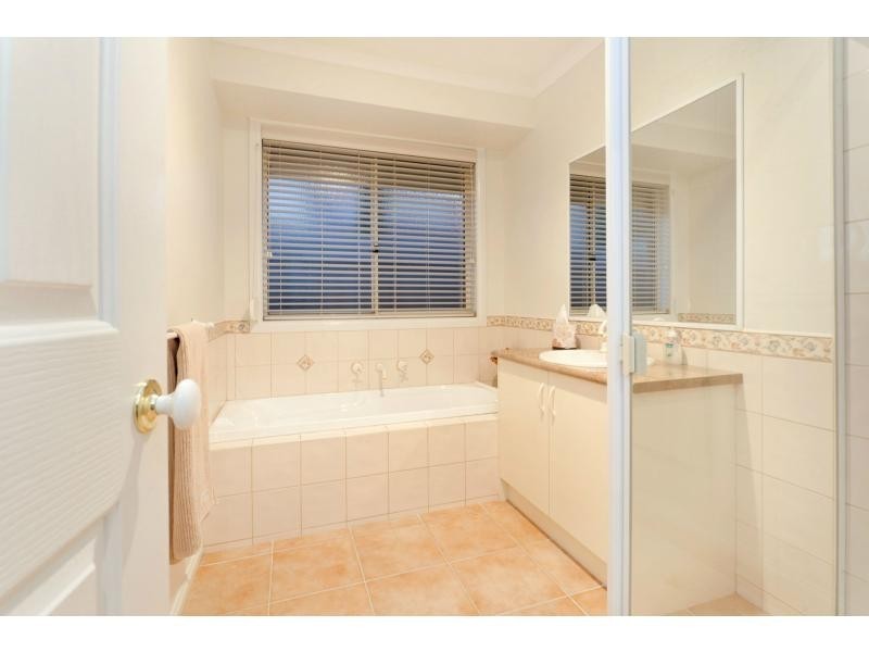 12 Eastbourne Way, Narre Warren South VIC 3805