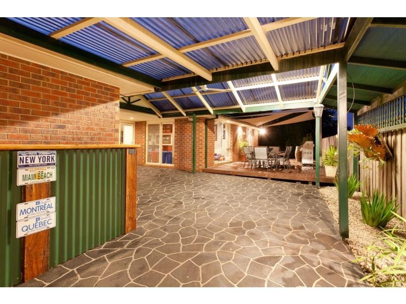 12 Eastbourne Way, Narre Warren South VIC 3805