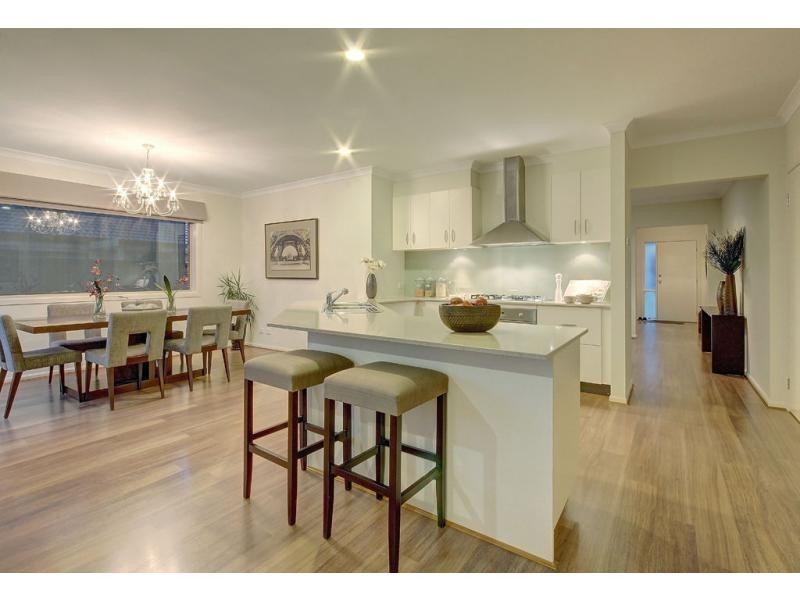 108 Shearwater Drive, Pakenham VIC 3810