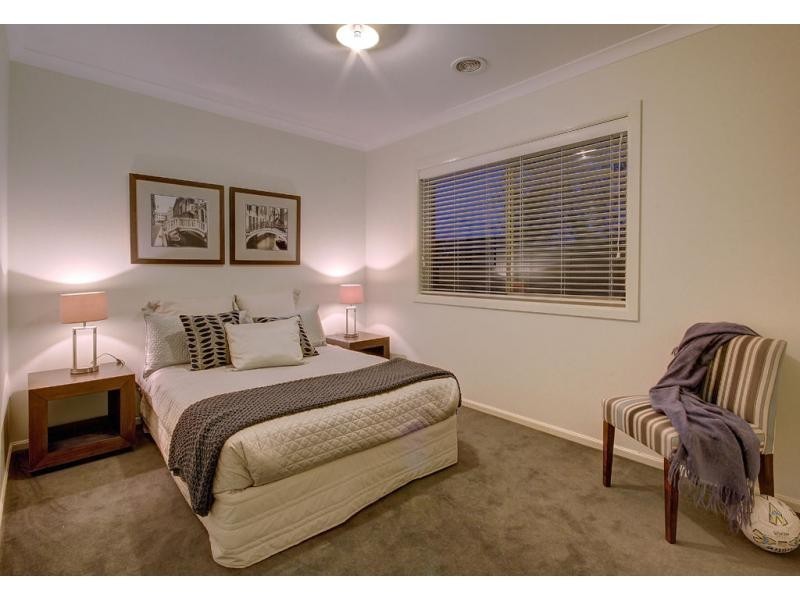 108 Shearwater Drive, Pakenham VIC 3810