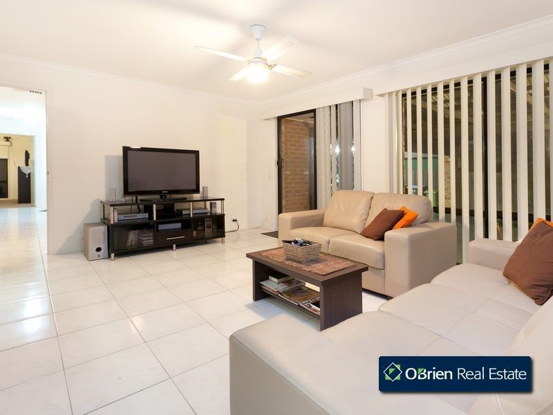 19 Coowarra Way, Berwick VIC 3806