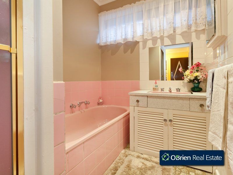 2 Willow Avenue, Cheltenham VIC 3192