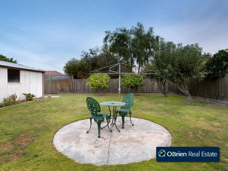 2 Willow Avenue, Cheltenham VIC 3192