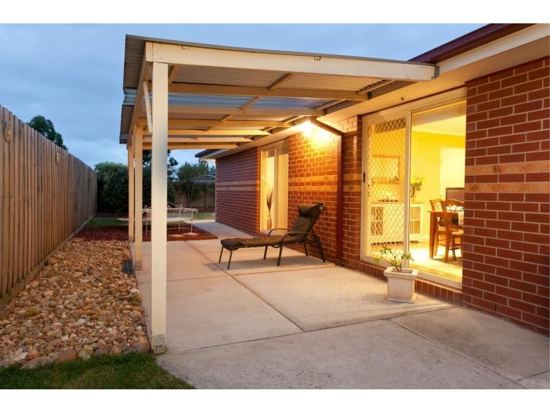 21 Freeman Drive, Pakenham VIC 3810