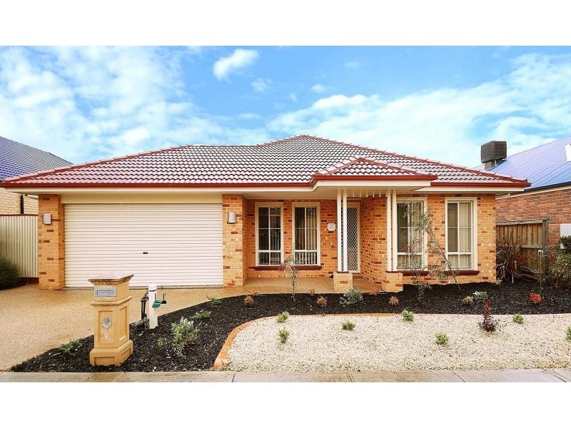 9 Montmorency, Berwick VIC 3806