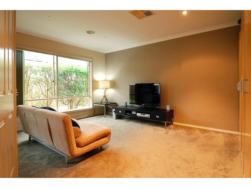 9 Montmorency, Berwick VIC 3806